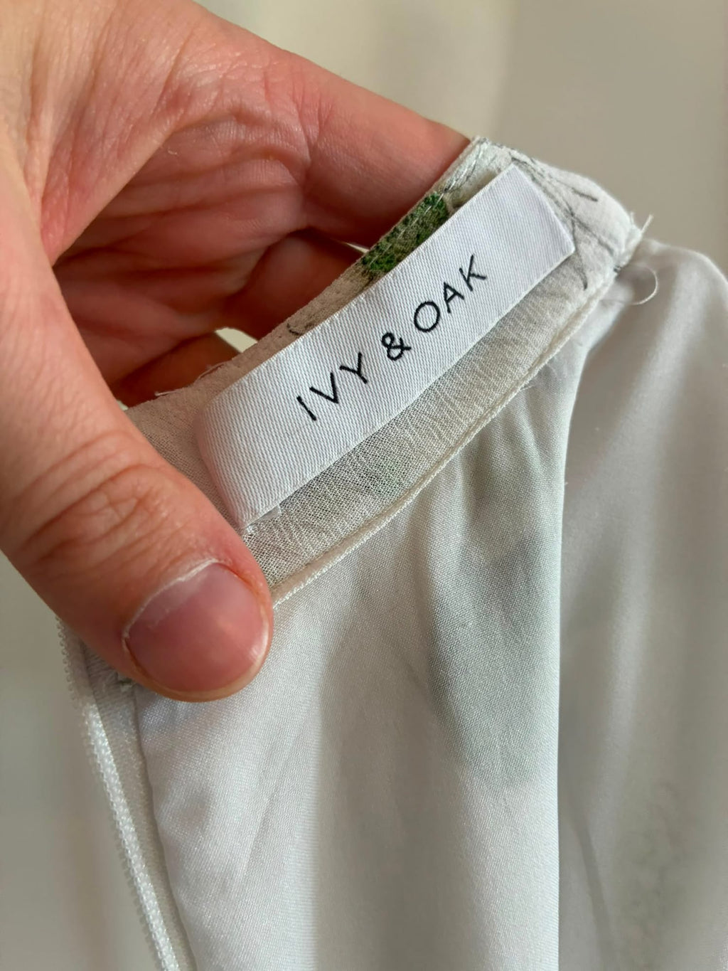 Ivy & Oak Bluse Größe 42 in Weiß mit grünem Blumenmuster und Volants