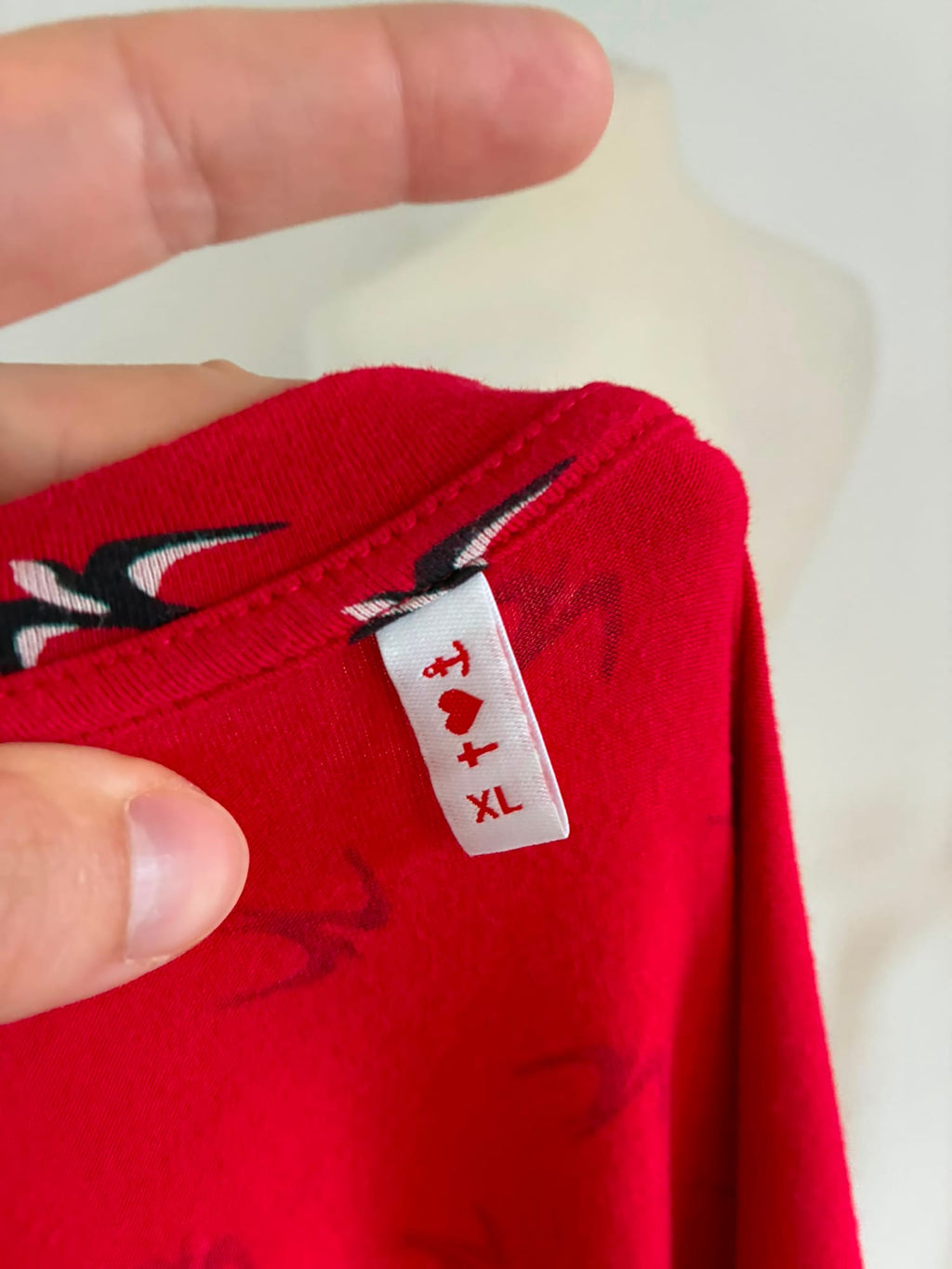 Blutsgeschwister Kleid Größe XL in Rot mit verspieltem Vogelmuster