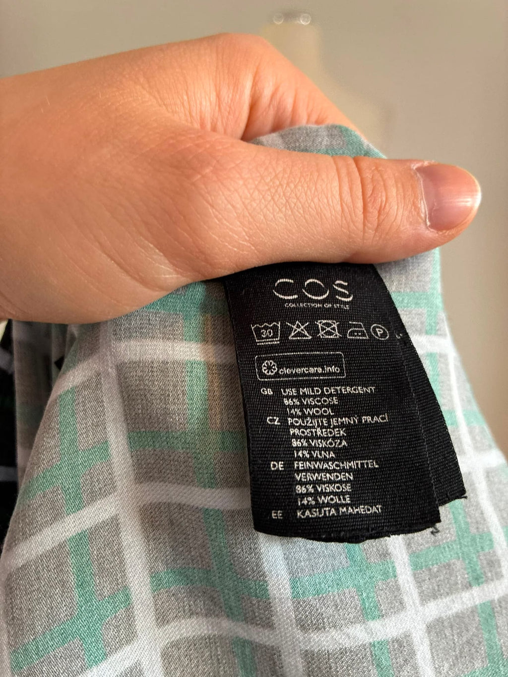 COS Hemdblusenkleid Größe 42 in Grün, Schwarz und Hellblau kariert