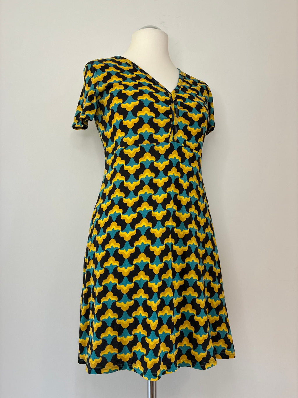 Blutsgeschwister Jerseykleid, Größe L, Schwarz mit Senfgelb und Türkis, Seitenansicht