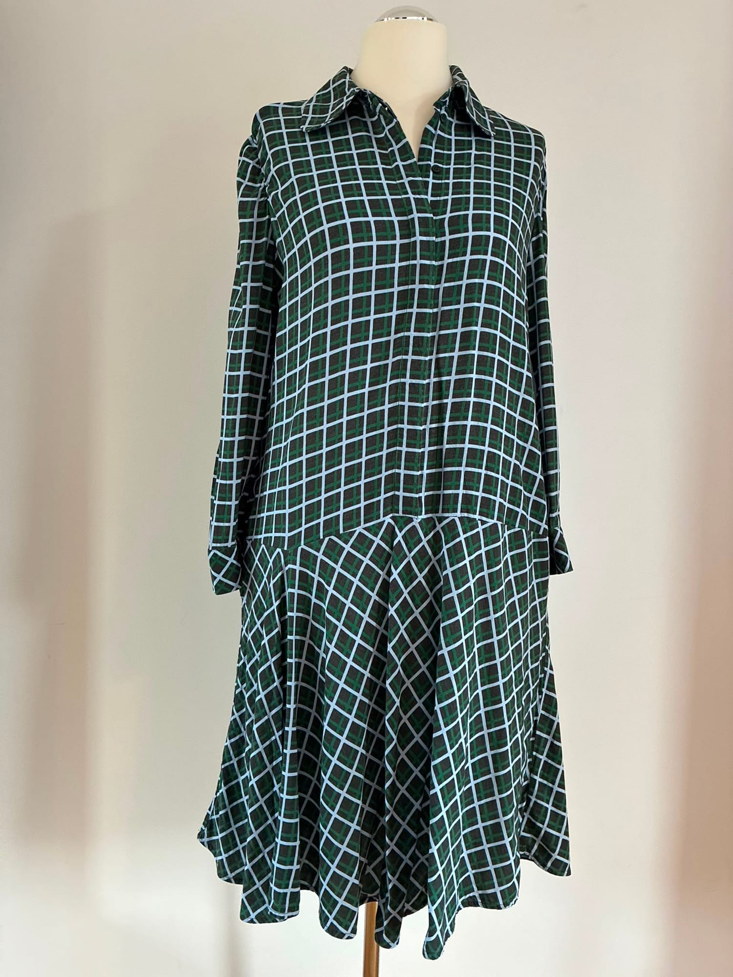 COS Hemdblusenkleid Größe 42 in Grün, Schwarz und Hellblau kariert