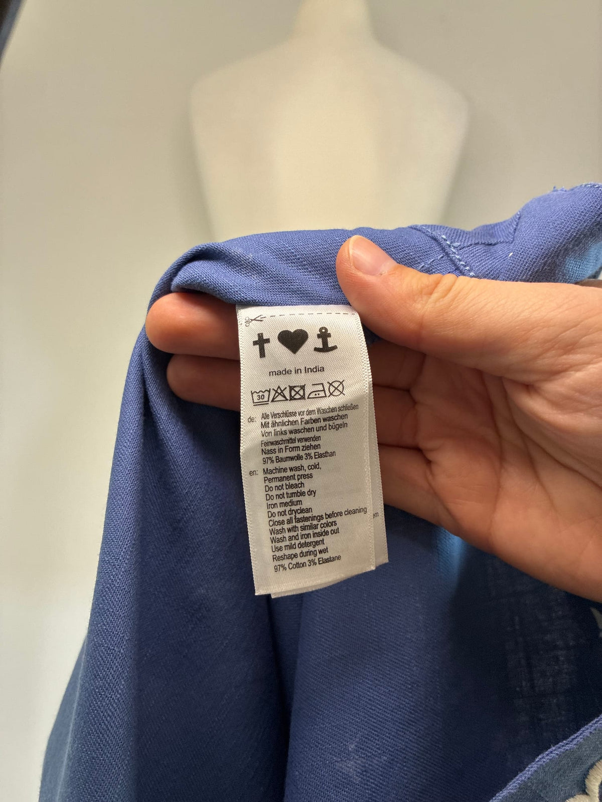 Kleid, Größe L, Graublau, Pflegeetikett