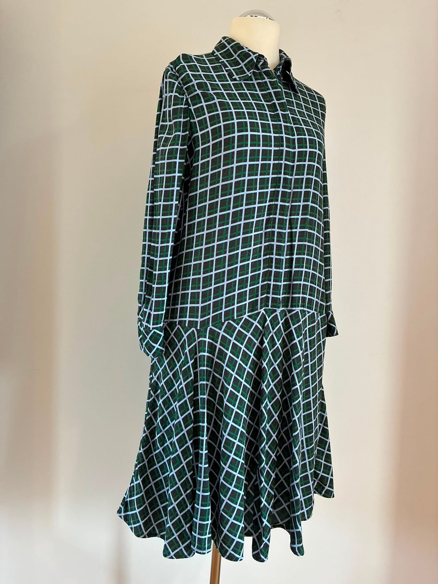 COS Hemdblusenkleid Größe 42 in Grün, Schwarz und Hellblau kariert