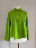 Hallhuber Damenbluse in leuchtender Farbe – Größe XL / 42