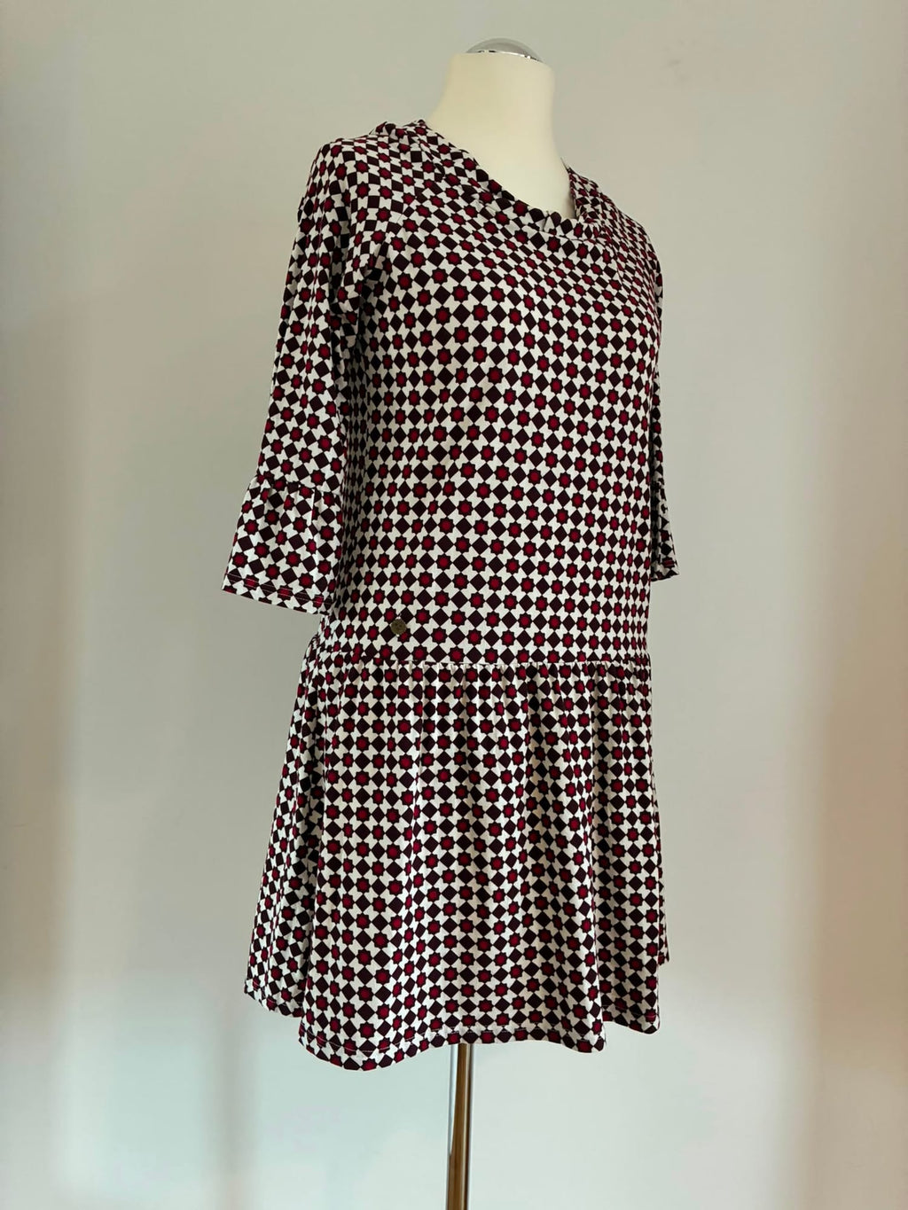 Blutsgeschwister Jerseykleid Größe XL in Bordeaux und Cremeweiß mit Retro-Muster