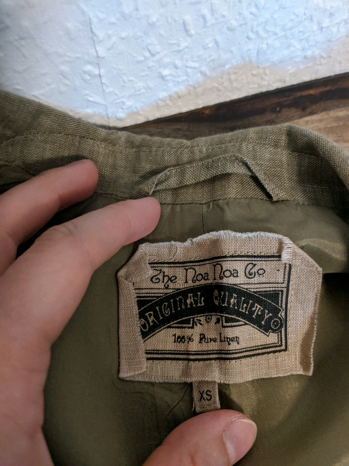 Zarter Leinenblazer für den Sommer
