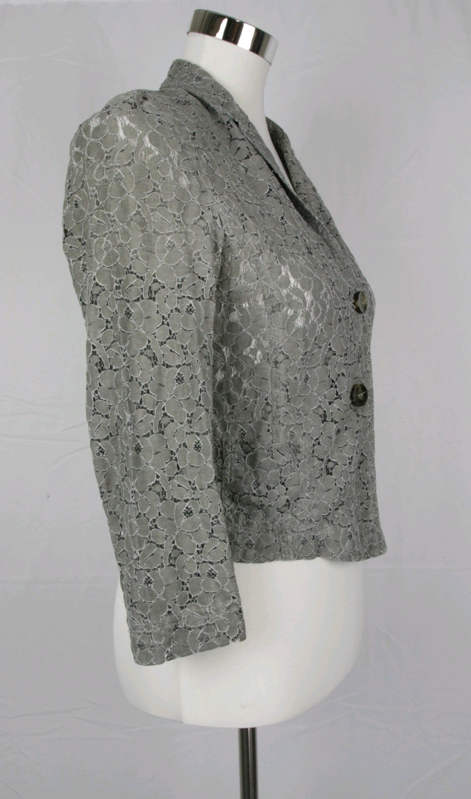 Zauberhafter Blazer mit Lochmuster