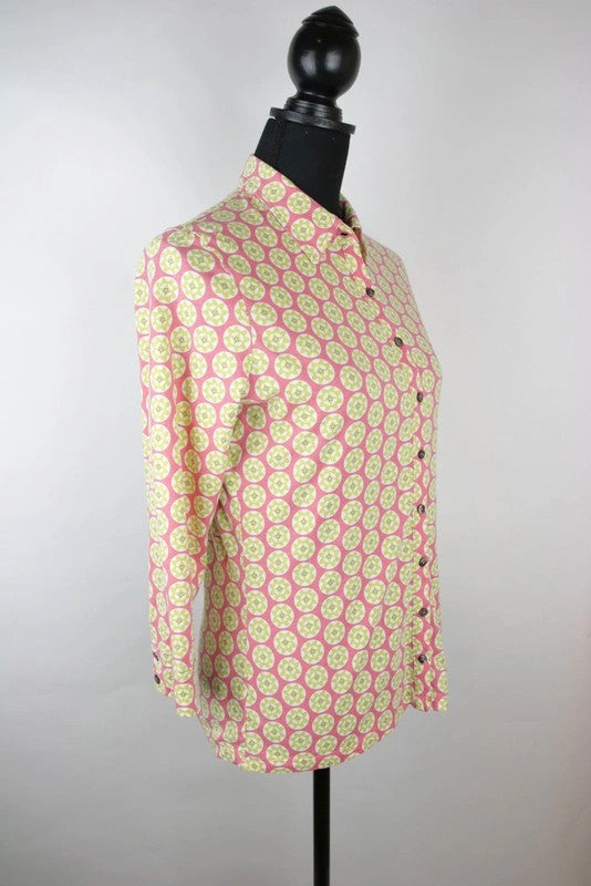 Extravagante Bluse für den Frühling