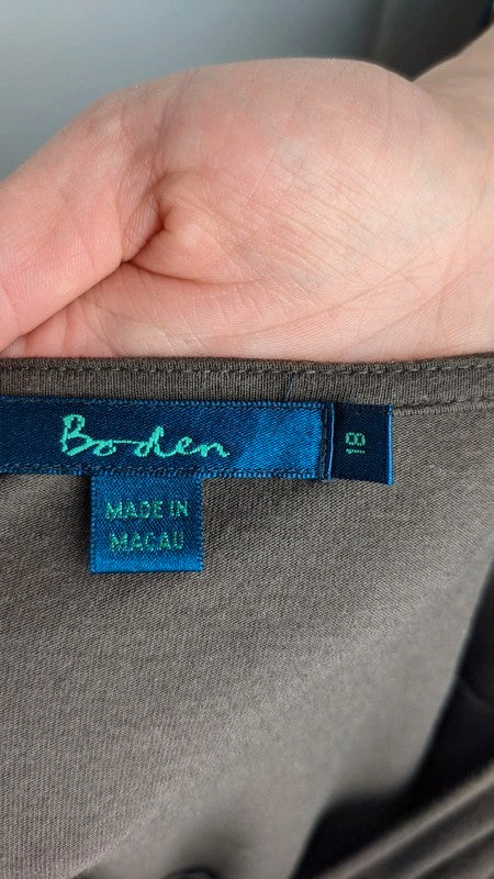 Feminine Bluse in Braun