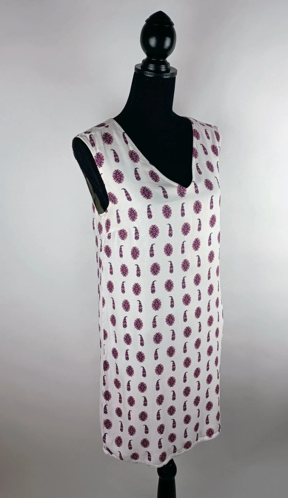 Bezauberndes Kleid für den Frühling 
