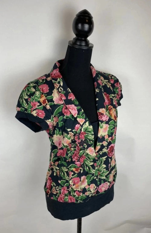 Bezaubernde Bluse für den Sommer 