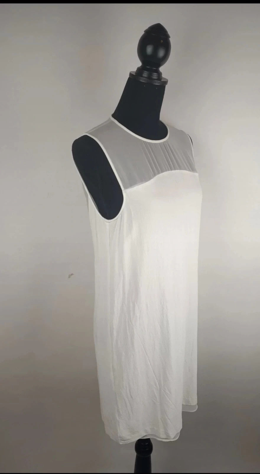 Bezauberndes Kleid für den Sommer 