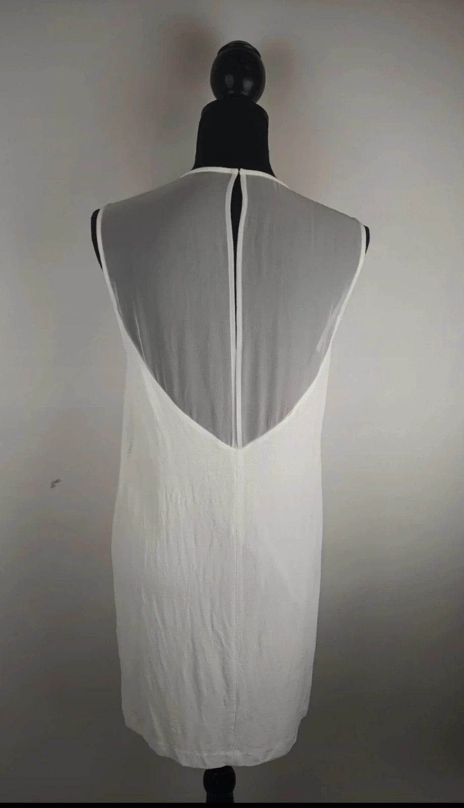 Bezauberndes Kleid für den Sommer 