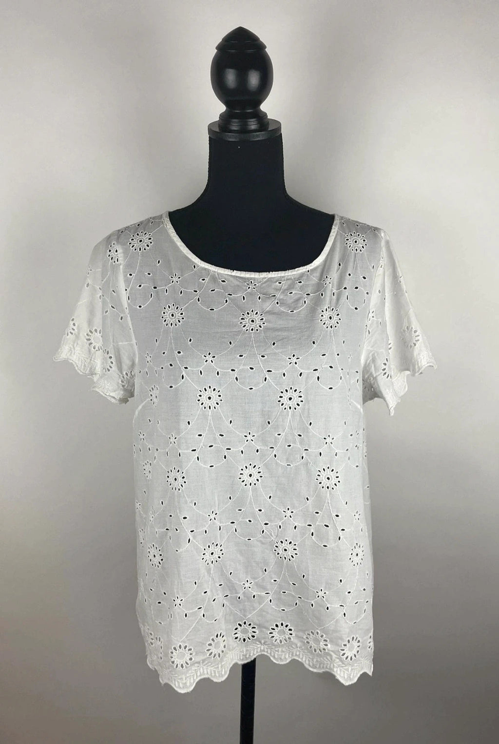 Bluse mit Lochmuster – Second-Hand bei Schickisch