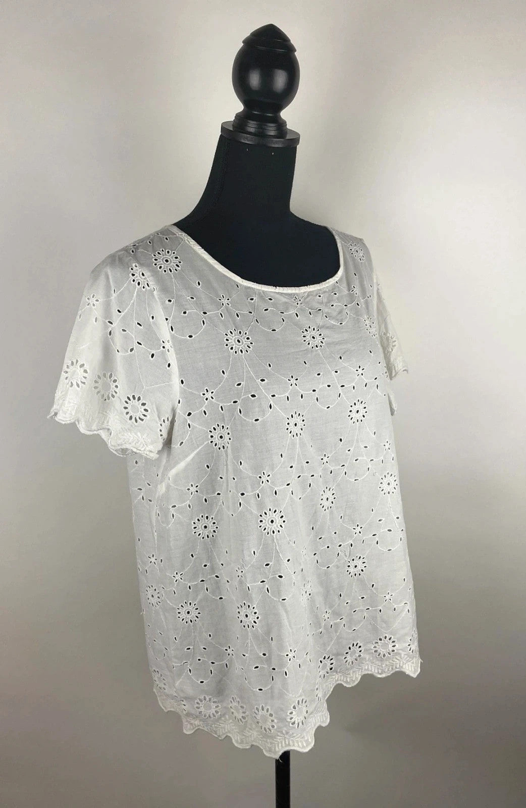 Bezaubernde Bluse mit Lochmuster 