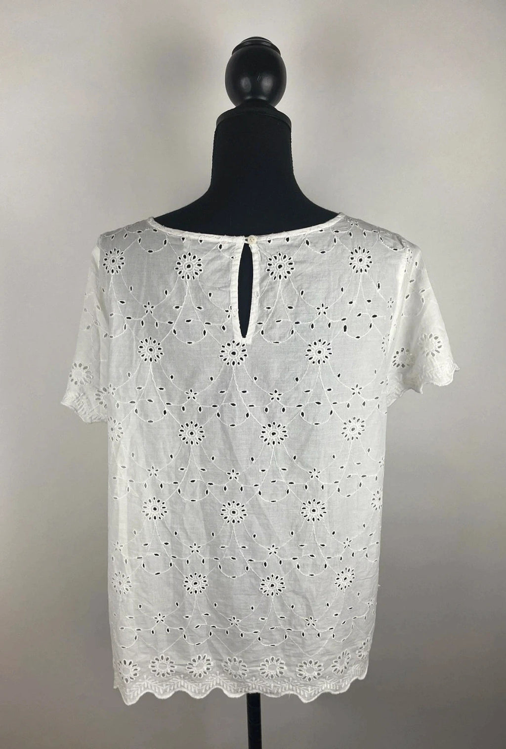 Bezaubernde Bluse mit Lochmuster 