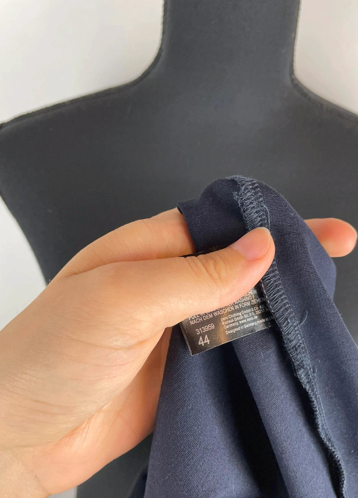 Klassisches Kleid für den Herbst 