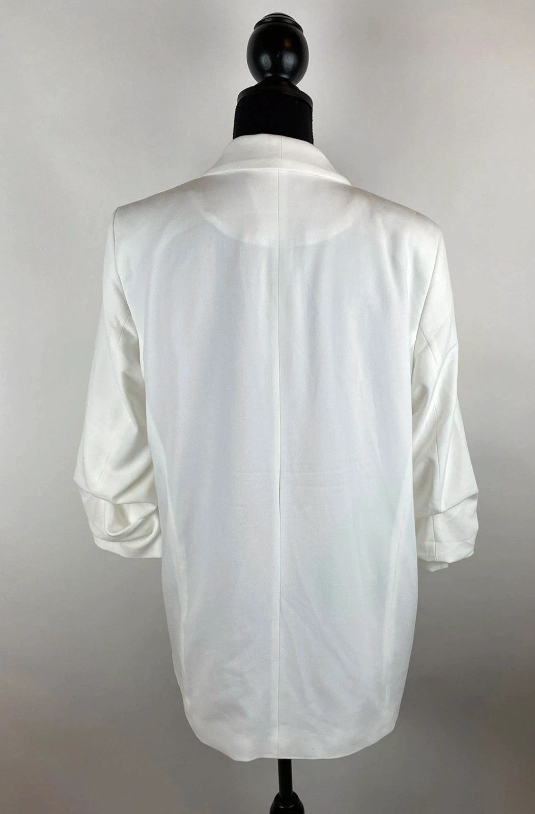 Lässiger Blazer in weiß 