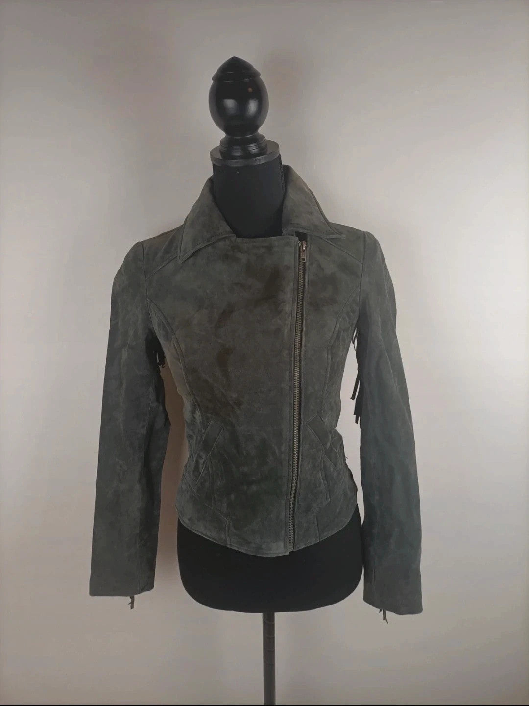 Lässige Lederjacke für den Herbst 