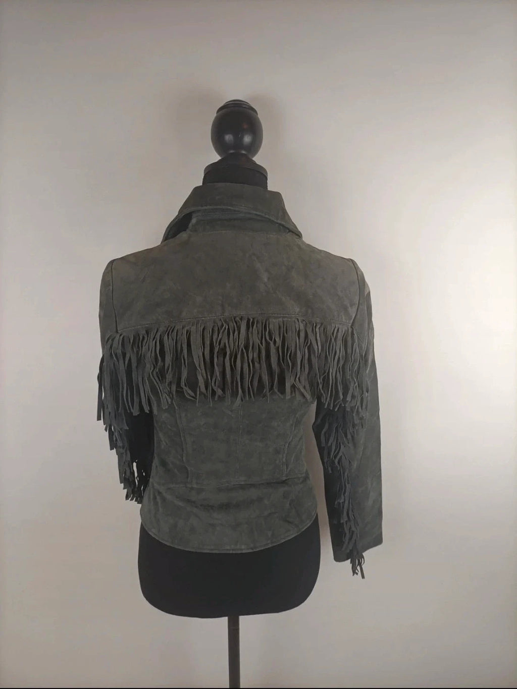 Lässige Lederjacke für den Herbst 