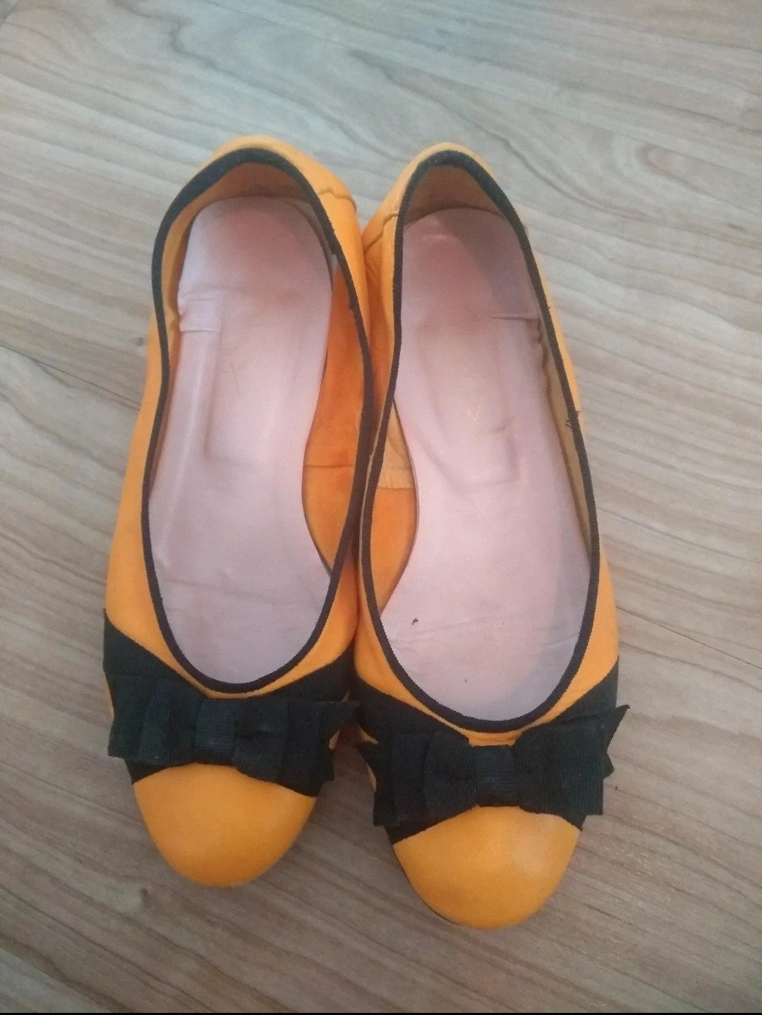 Knallige Ballerinas für den Sommer