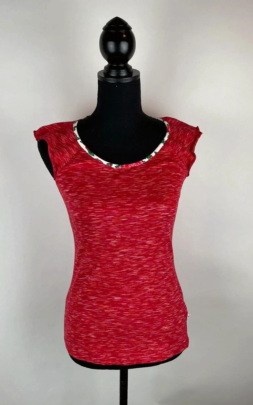 Shirt in Rot – Second-Hand bei Schickisch