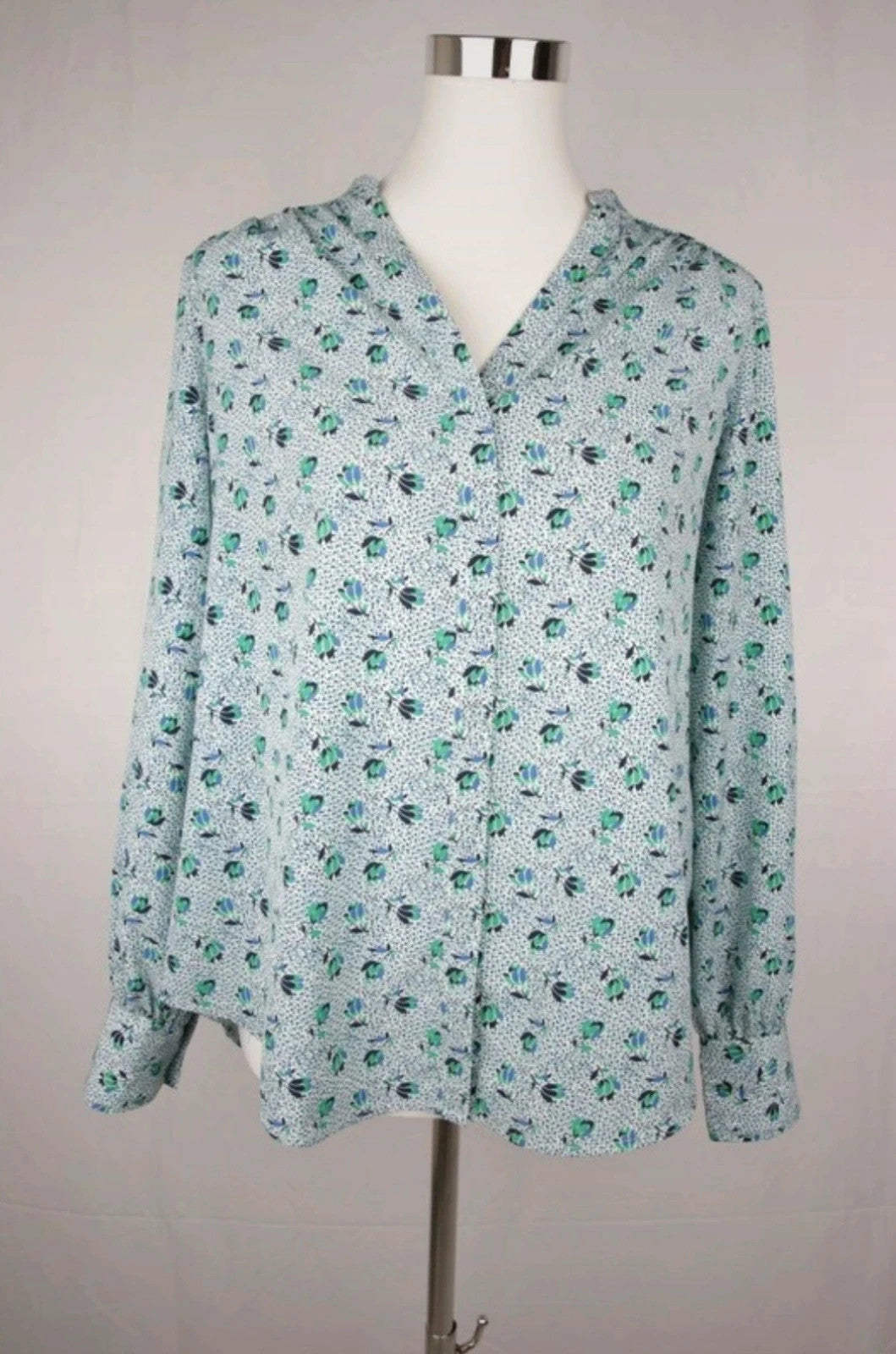 Bezaubernde Bluse – Second-Hand bei Schickisch