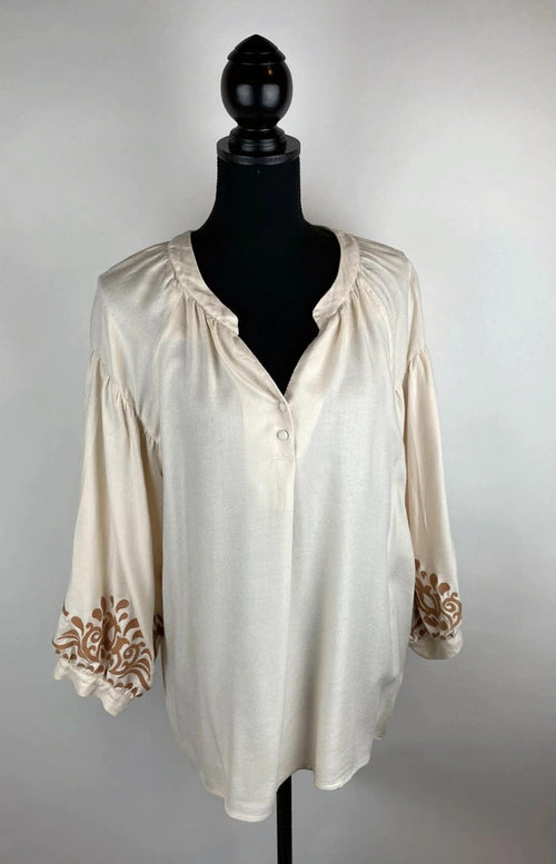 Charmante Bluse mit Stickerei 