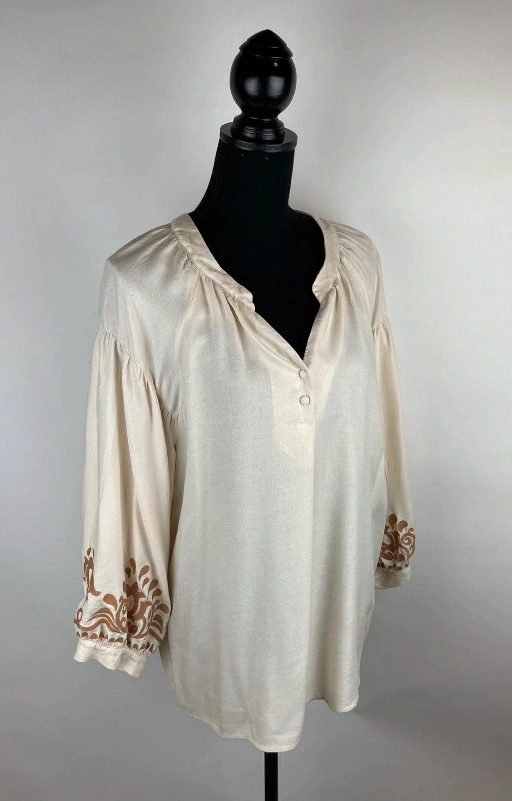 Bluse mit Stickerei – Second-Hand bei Schickisch