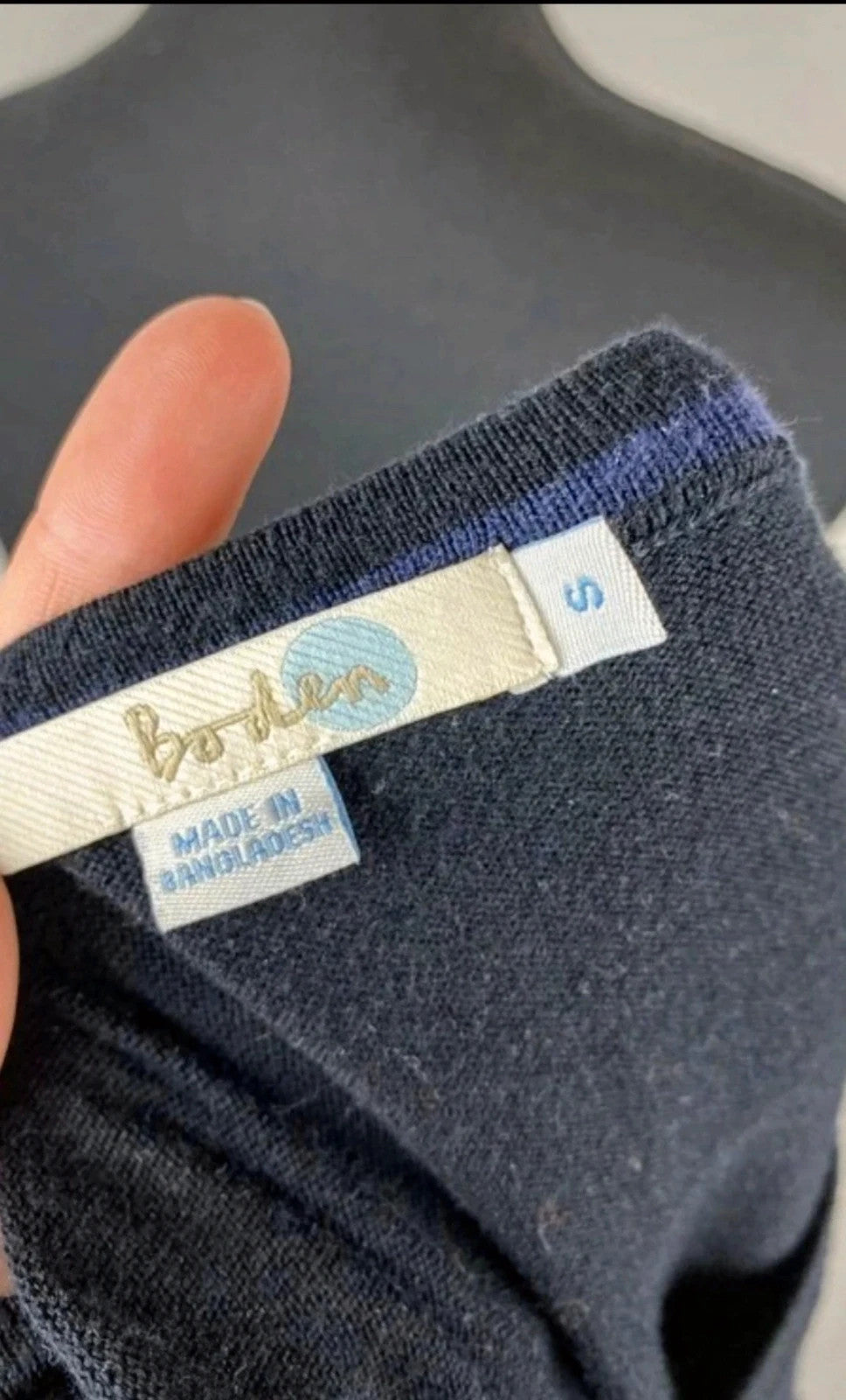 Klassischer Pullover in schwarz 