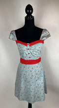 Kleid mit floralem Muster – Second-Hand bei Schickisch