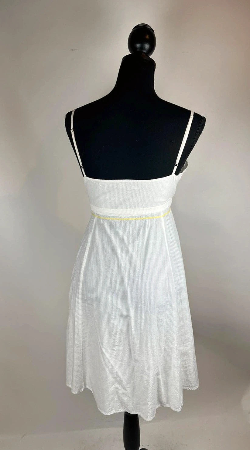 Leichtes Kleid für den Sommer