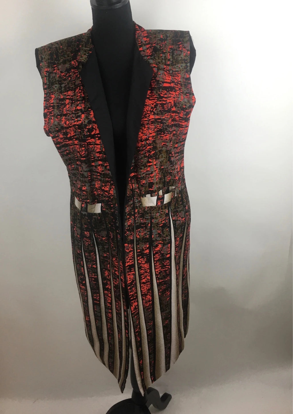 Weste mit Muster – Second-Hand bei Schickisch