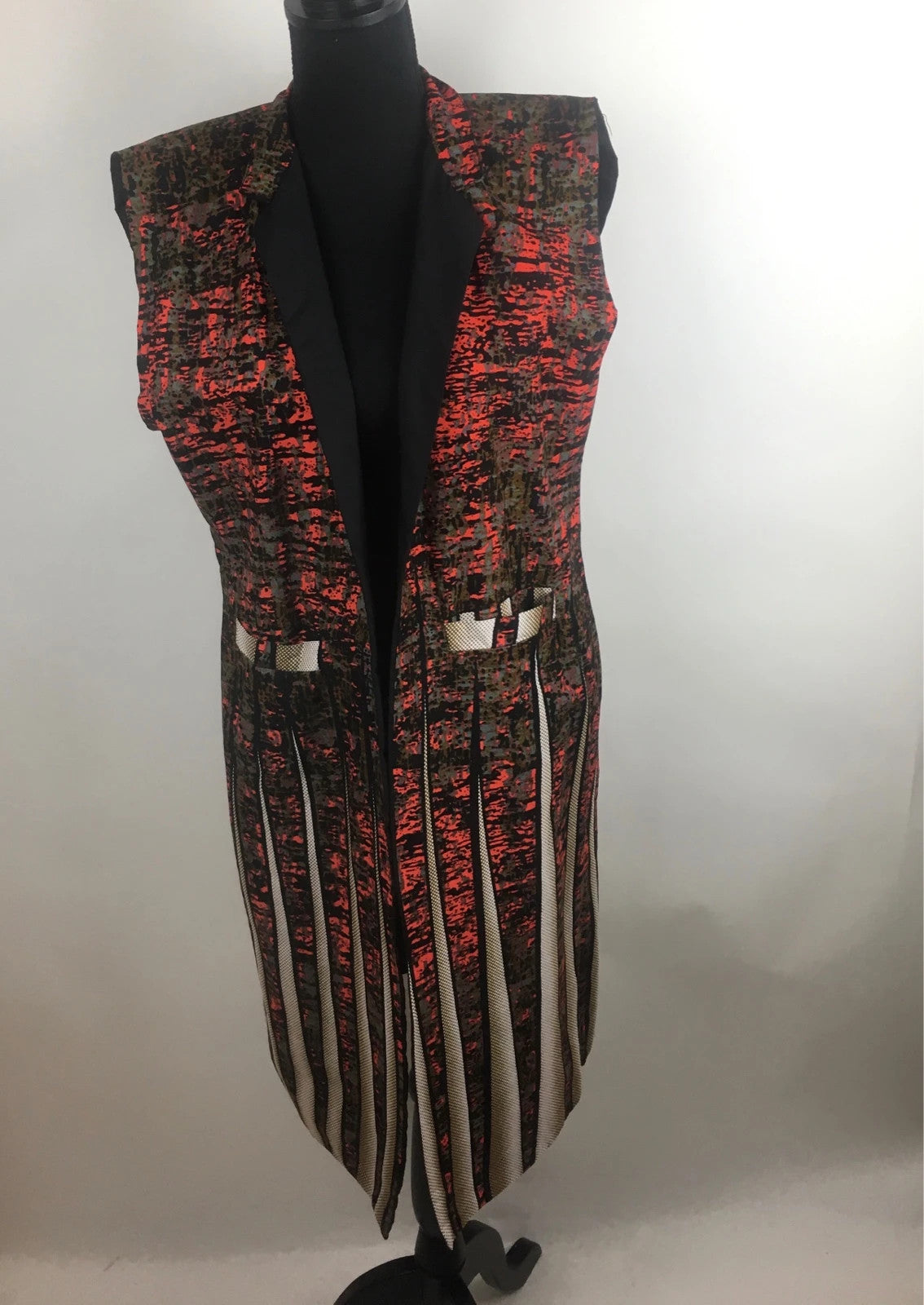 Weste mit Muster – Second-Hand bei Schickisch