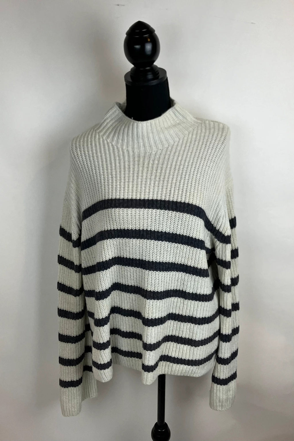 Pullover mit Streifen – Second-Hand bei Schickisch