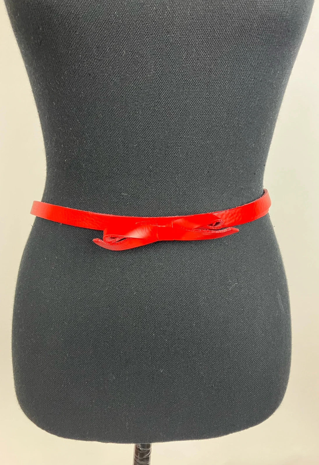 Gürtel in Rot – Second-Hand bei Schickisch