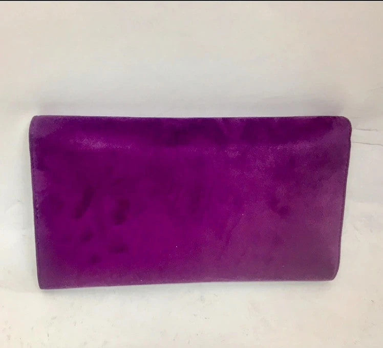 Elegante Valentino Clutch – Perfekt für besondere Anlässe