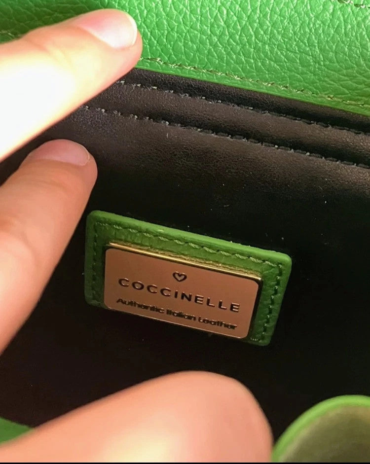Coccinelle Tasche – Perfekt für den Winter-Look