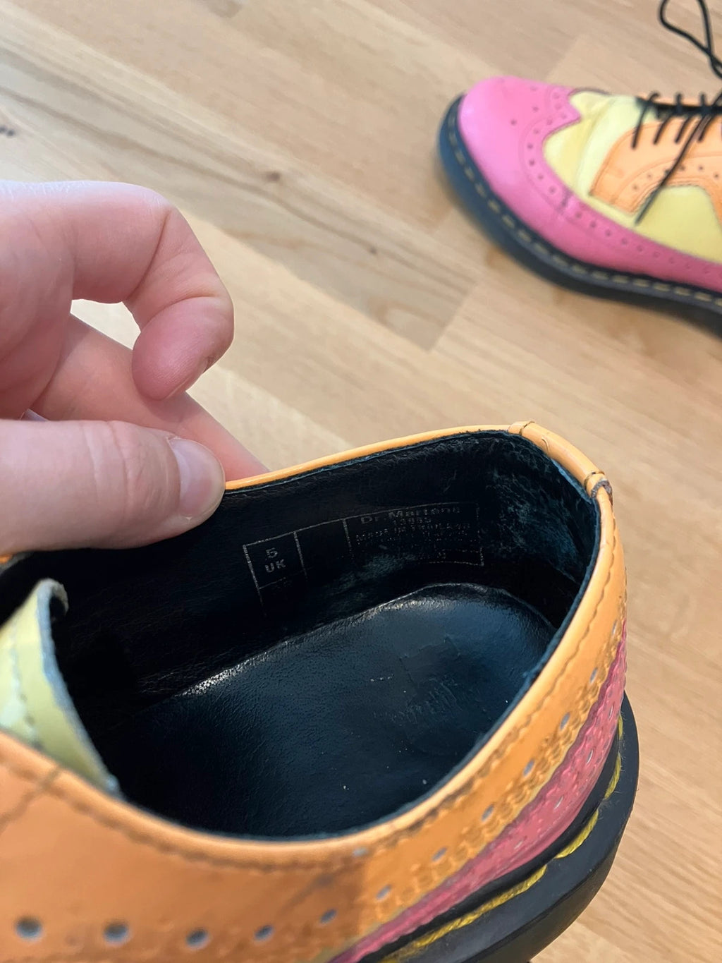 Außergewöhnliche Dr Martens Schuhe