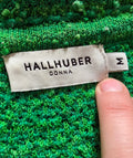 Frühlings-Highlight: Grüne Bouclé-Jacke von Hallhuber – Second-Hand bei Schickisch