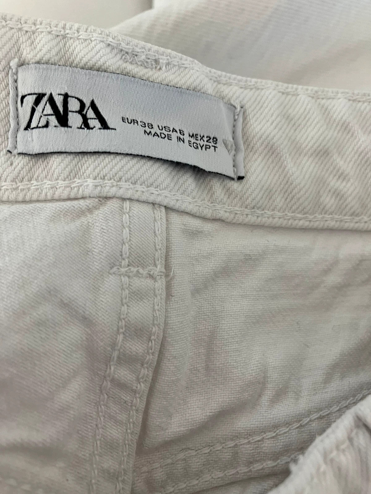Charmante wideleg Jeans in weiß