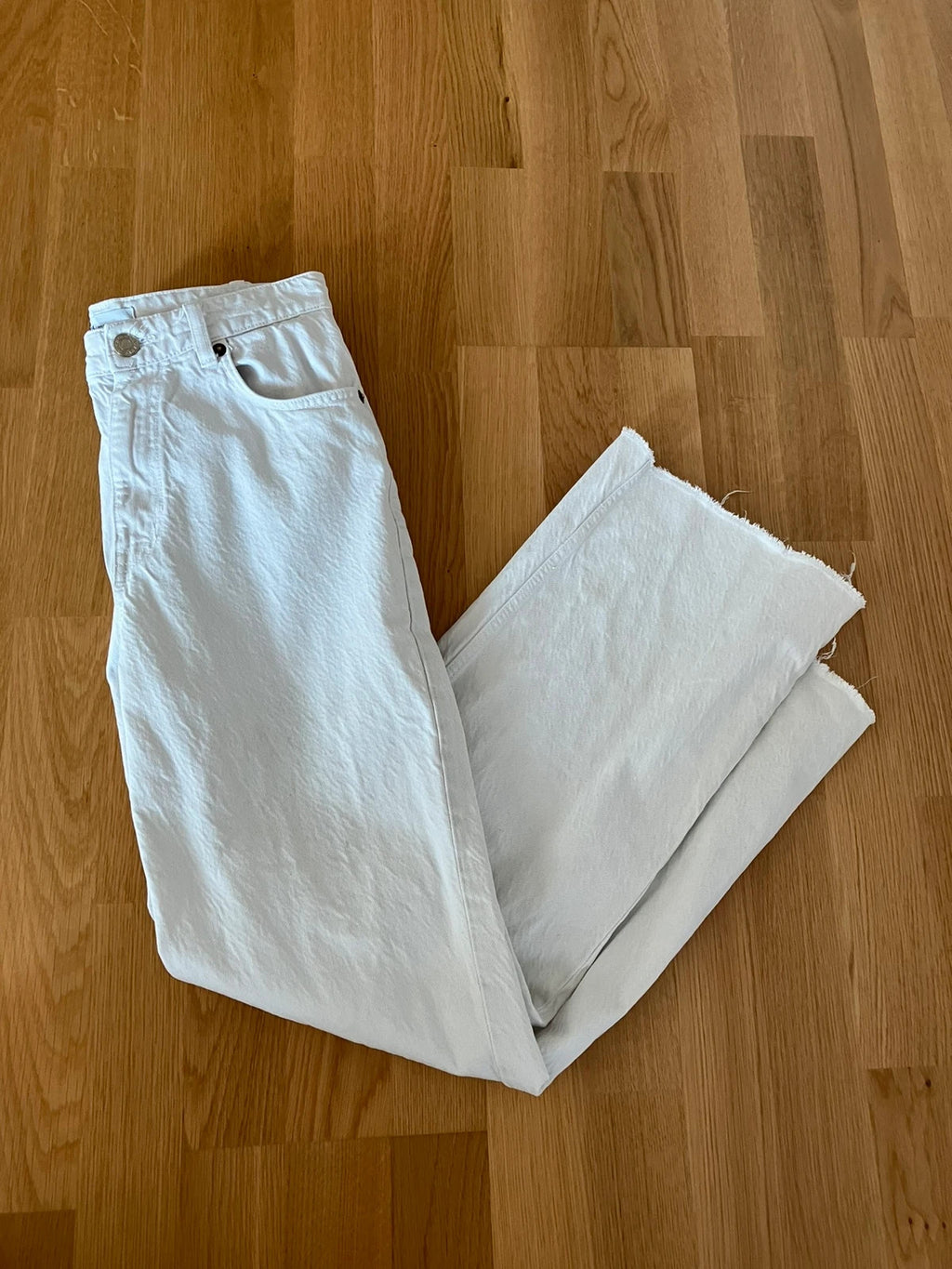 Charmante wideleg Jeans in weiß
