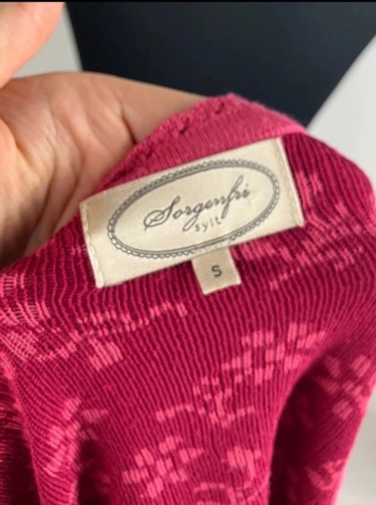 Charmanter Cardigan für den Frühling