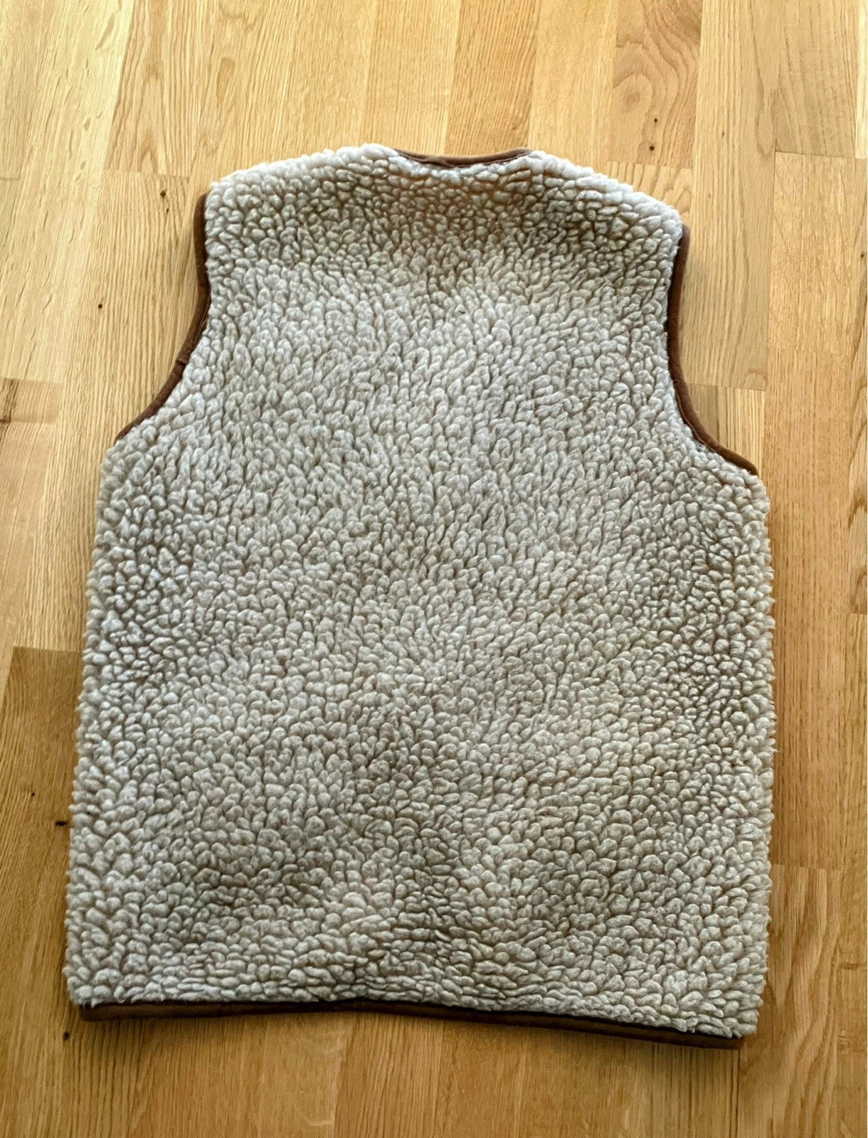 Hochwertige Wollweste – Perfekt für den Winter!