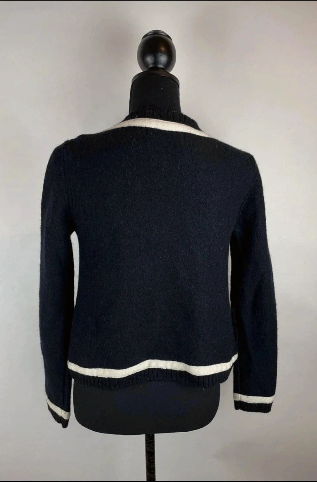 Warmer Pullover aus Wolle