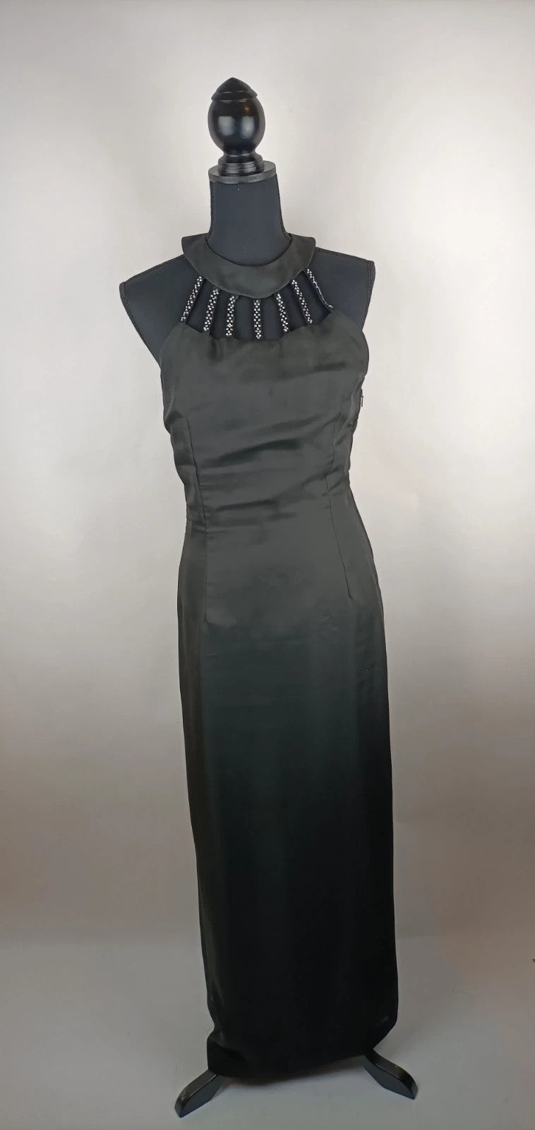 Exklusives Kleid mit Strass