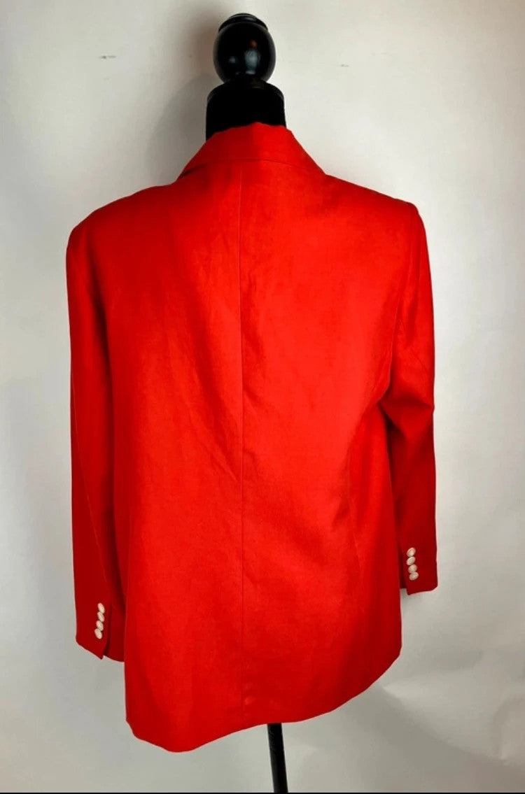 Roter Blazer – Zeitloser Klassiker für jeden Anlass