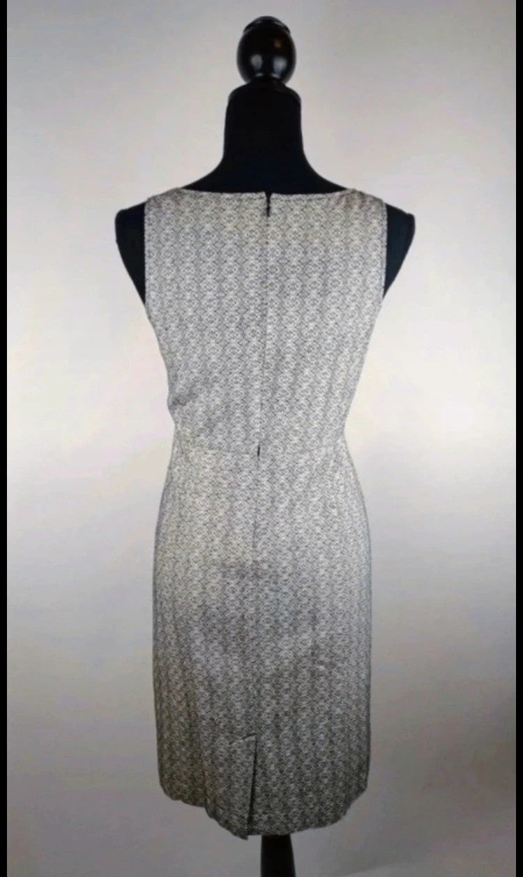 Elegantes Kleid aus Wolle