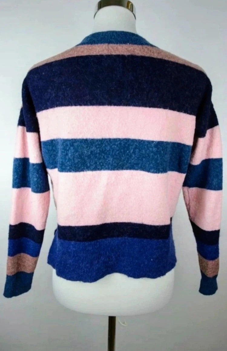 Stilvoll und zeitlos, warmer Pullover