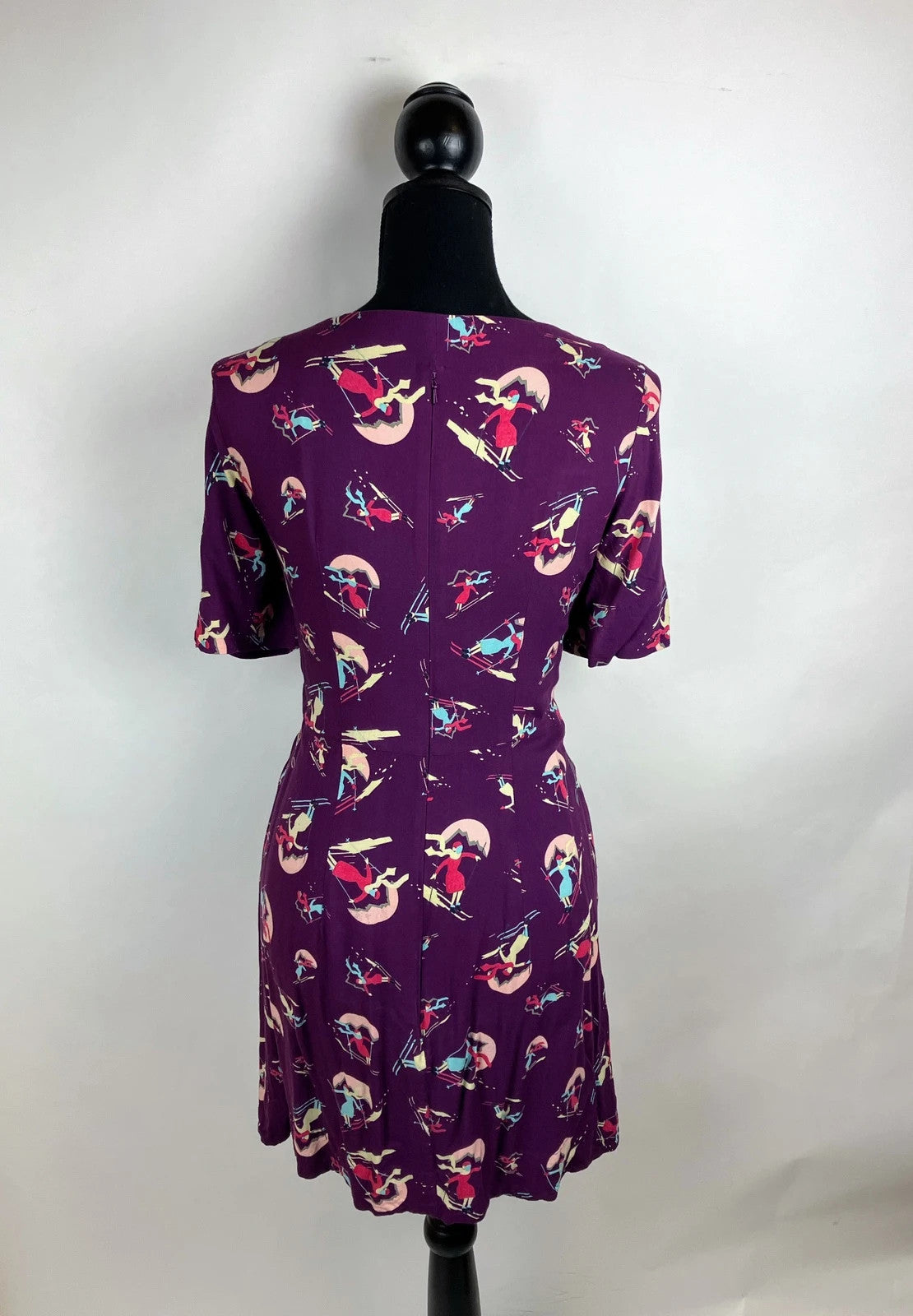 Außergewöhnliches Kleid von Emily & Finn